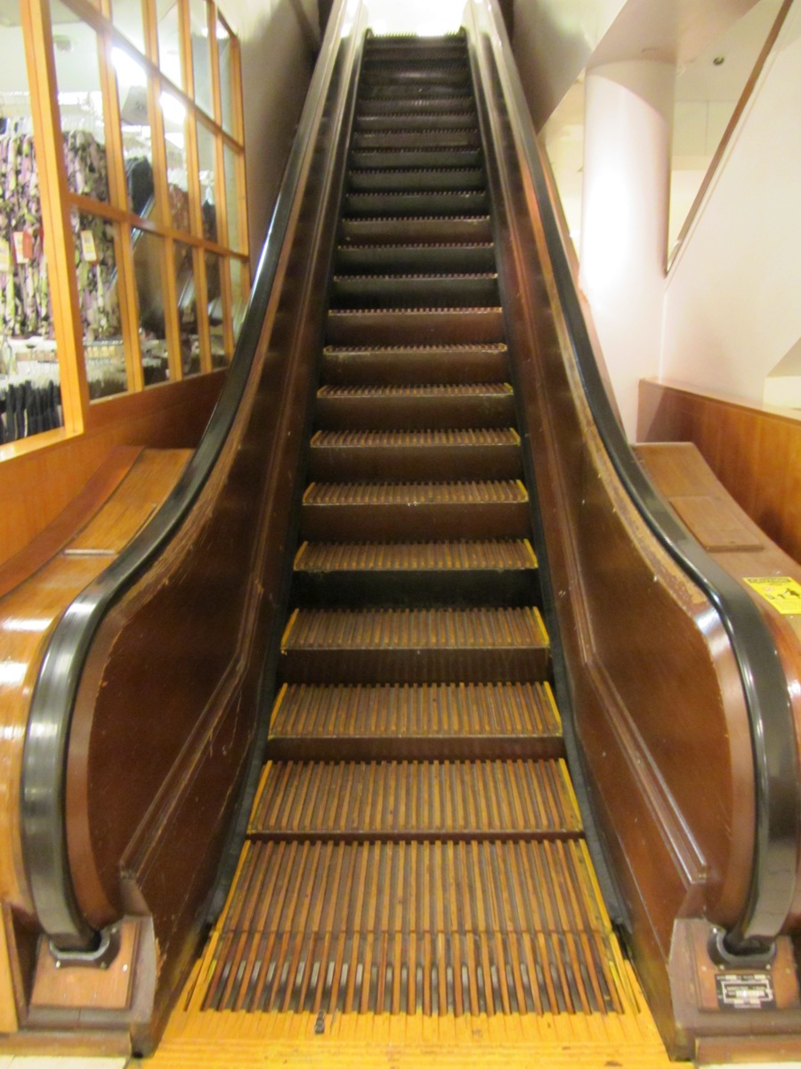 ... WPFG Adventure â€“ New York, New York! Â» Wood escalator in Macys